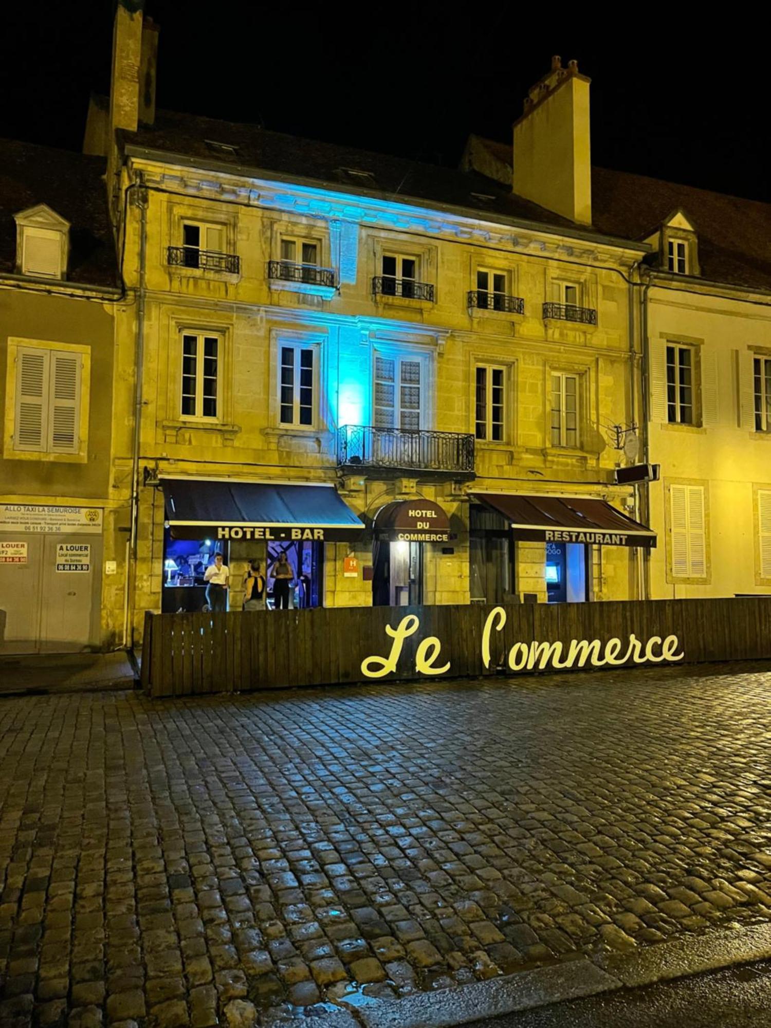 Hotel Du Commerce Semur-en-Auxois Zewnętrze zdjęcie