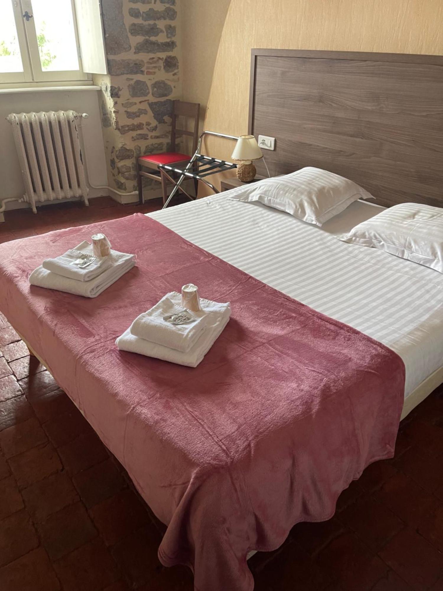 Hotel Du Commerce Semur-en-Auxois Zewnętrze zdjęcie