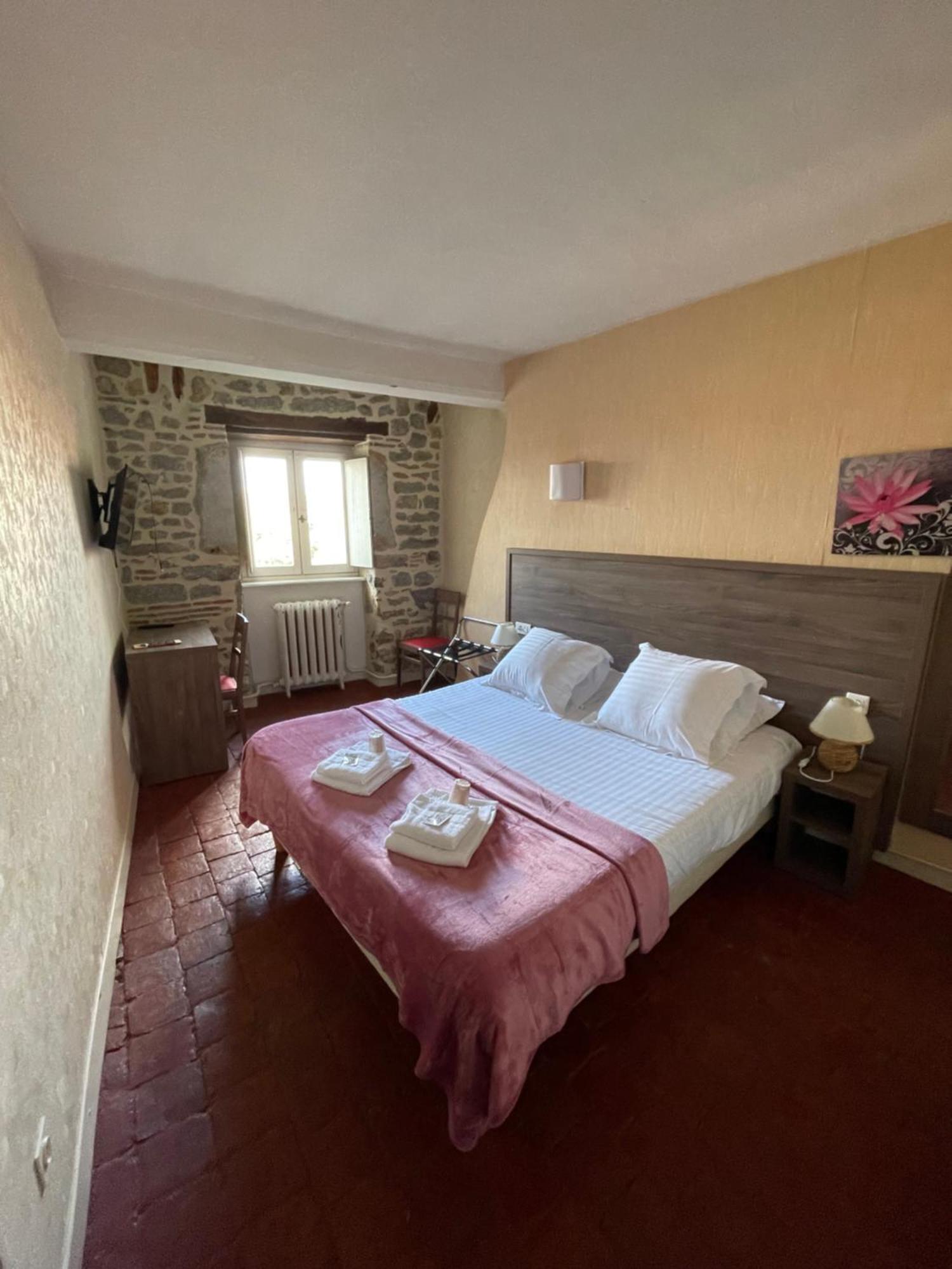 Hotel Du Commerce Semur-en-Auxois Zewnętrze zdjęcie